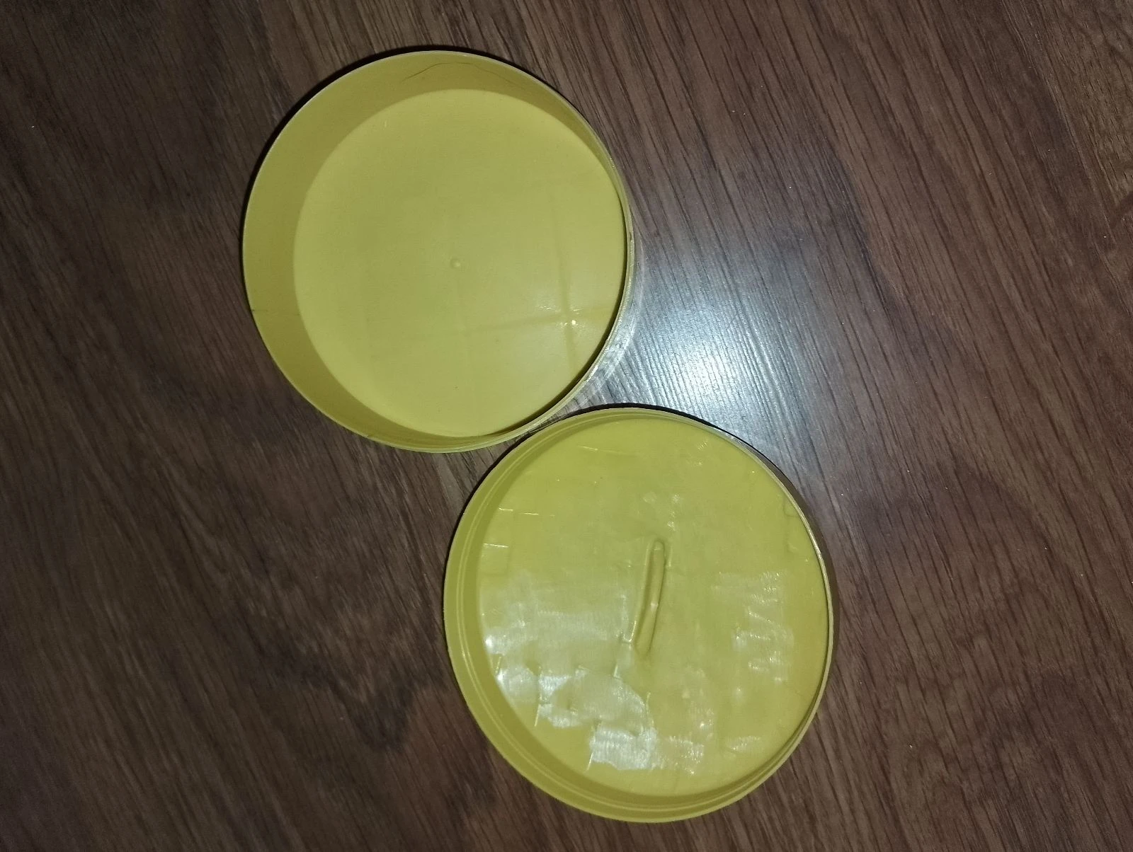 Squishy kawaii rose avec boîte jaune – photo 3